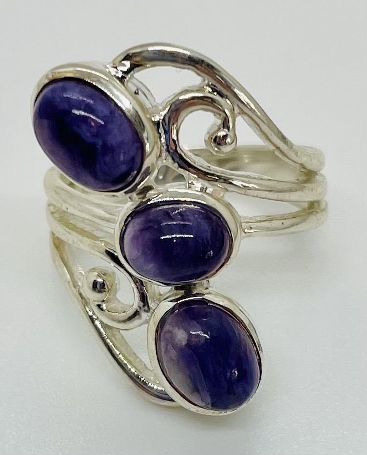 Charoite Ring 6.68 grams Size 7 - Click Image to Close