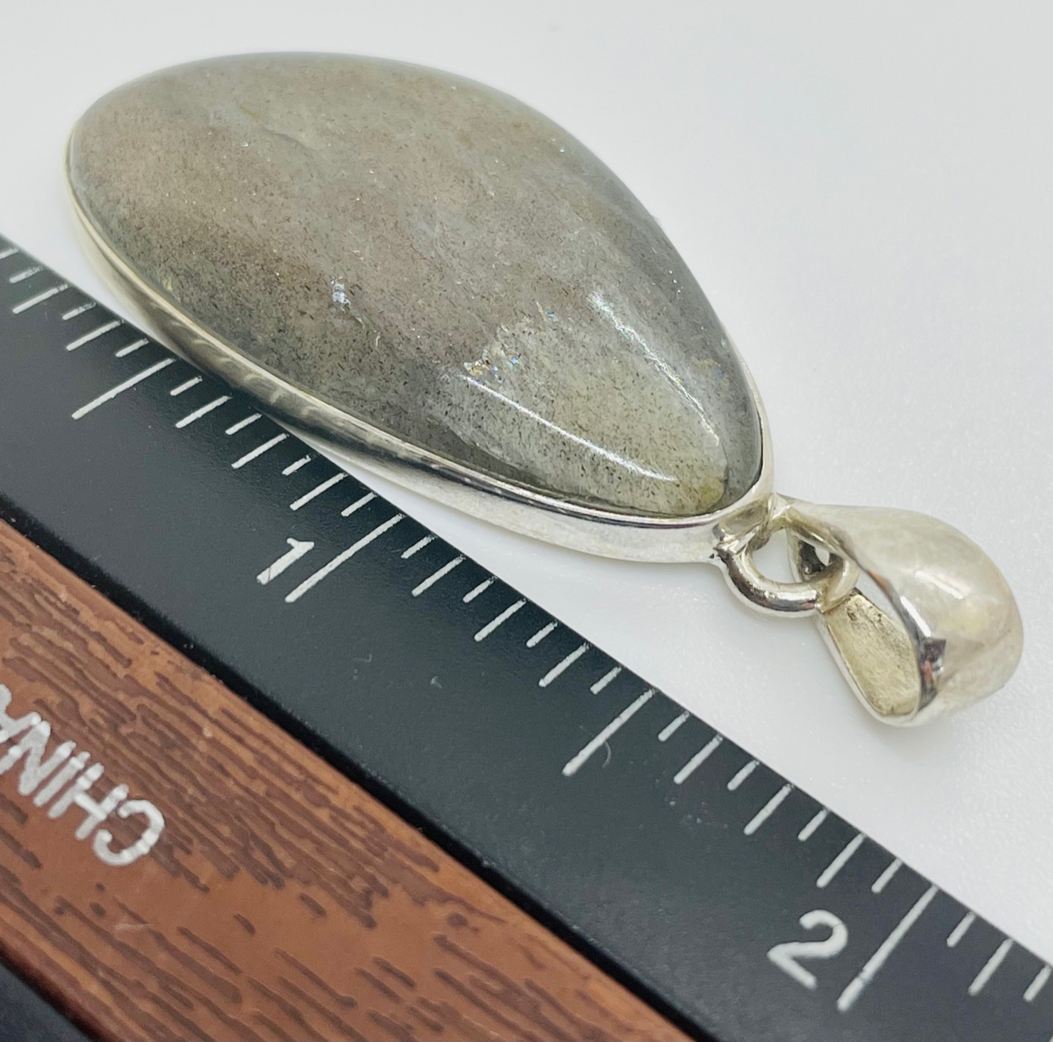 Labradorite Pendant 8.91 grams - Click Image to Close
