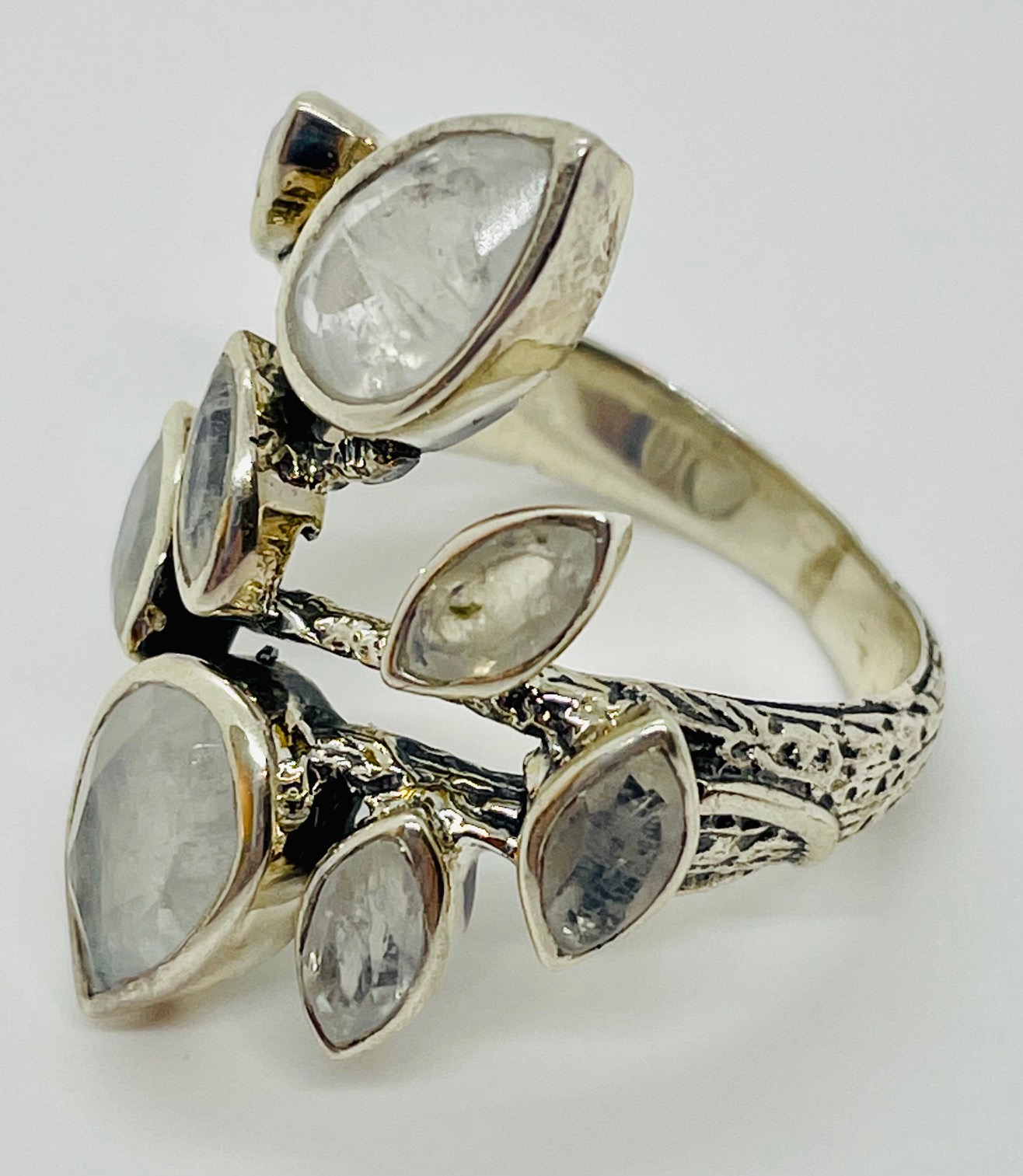 Moonstone Ring 6.96 grams Size 7 - Click Image to Close