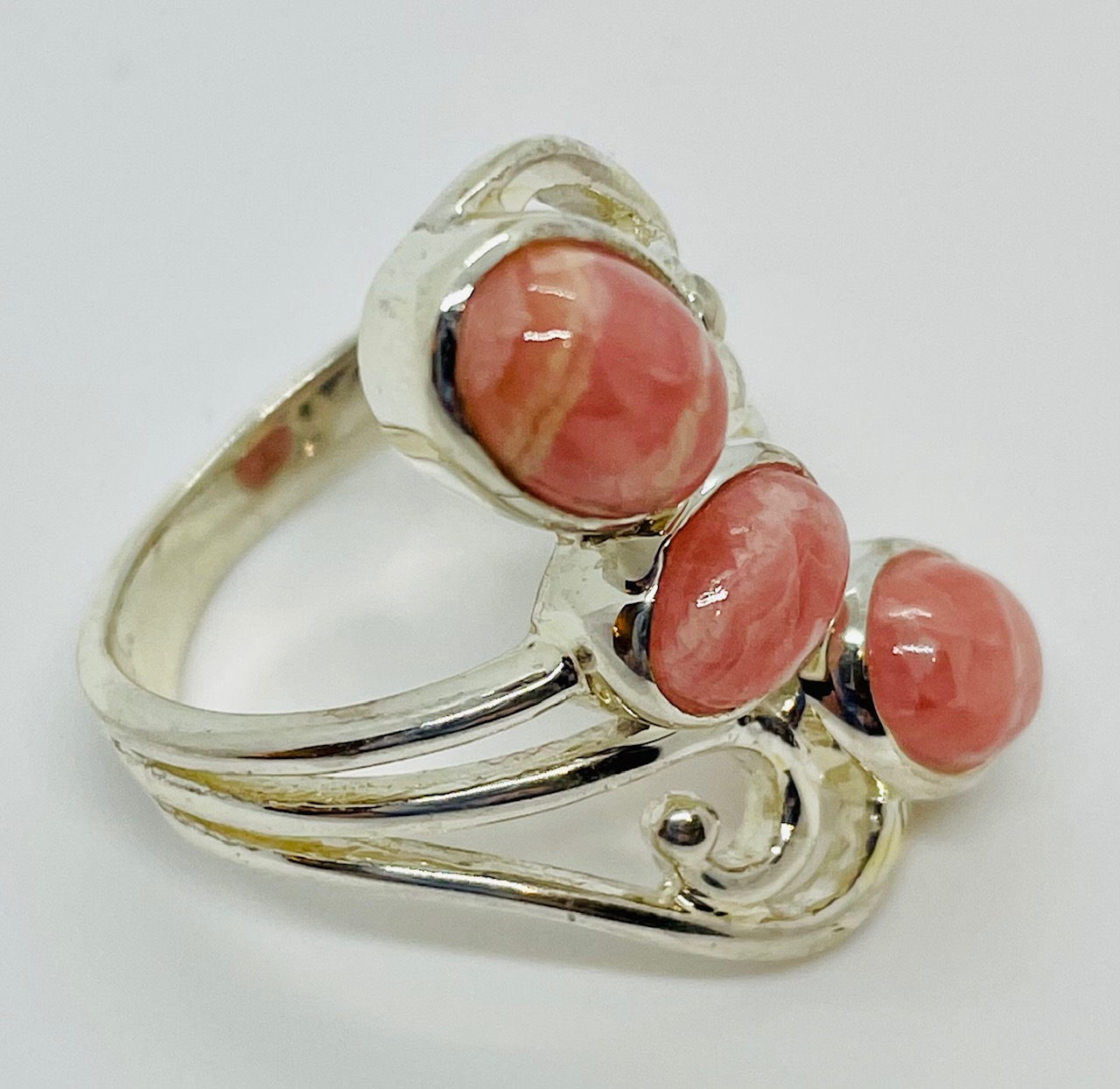 Rhodochrosite Ring 6.88 grams Size 7 - Click Image to Close