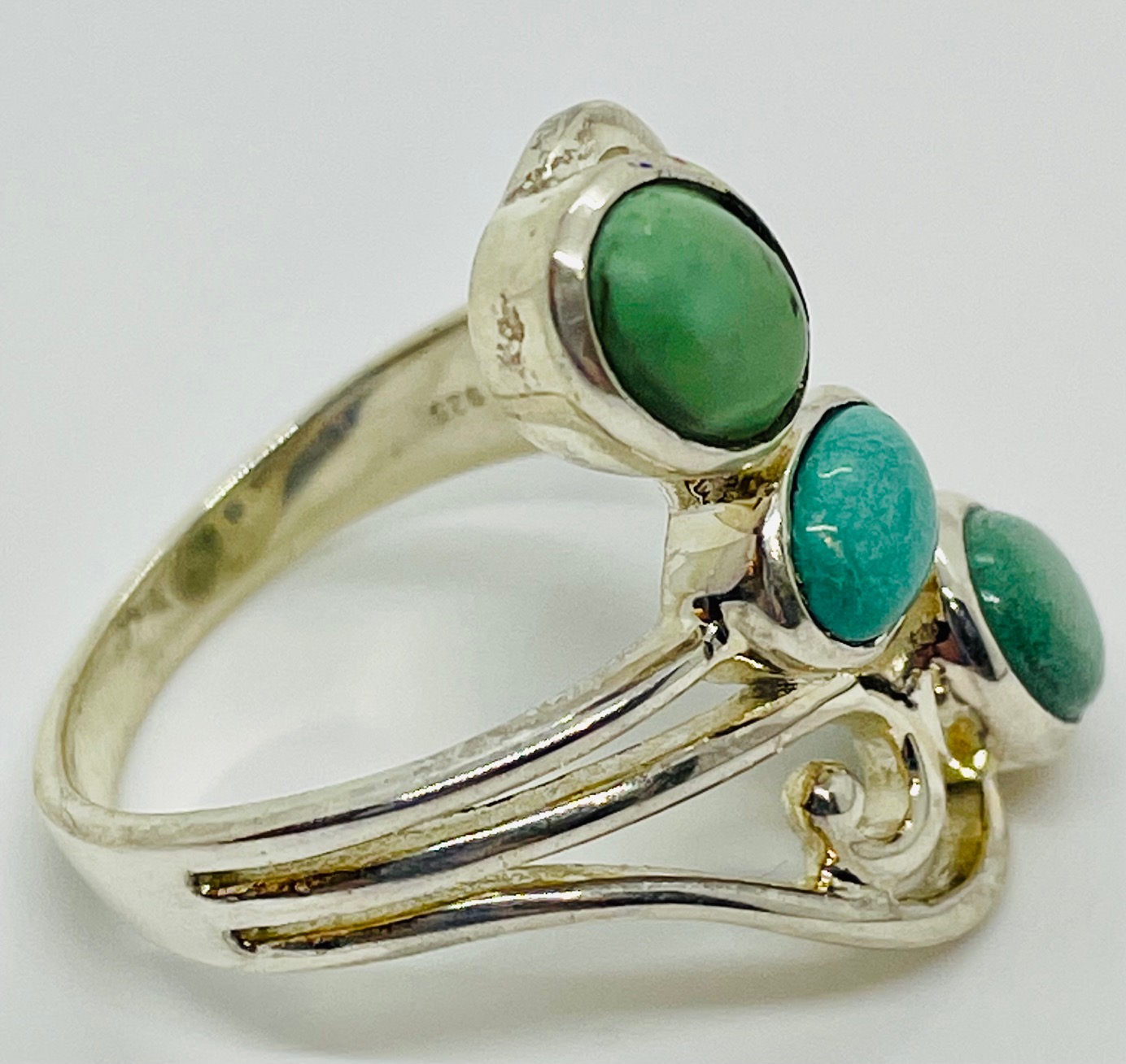 Turquoise Ring 6.52 grams Size 9